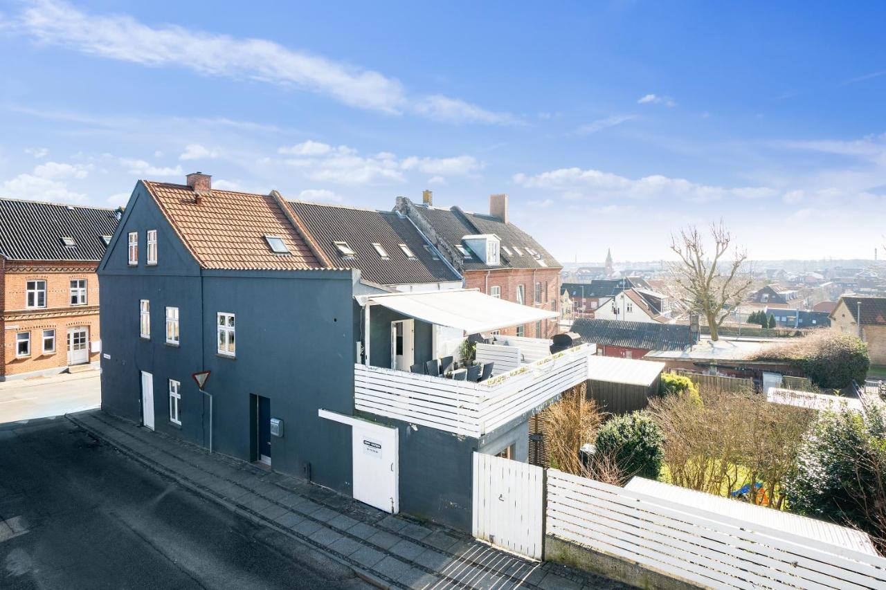 Central Beliggenhed Lys Og Hyggelig Kolding Exterior foto